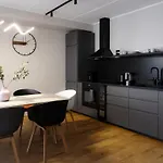 Spacious 2br In Yacht Club Sauna And Great Views