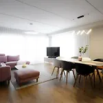 Apartmán Spacious 2br In Yacht Club Sauna And Great Views