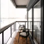 Apartmán Spacious 2br In Yacht Club Sauna And Great Views
