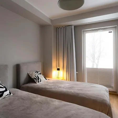 Apartment Spacious 2br In Yacht Club Sauna&great Views