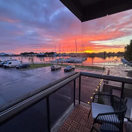 Spacious 2BR in Yacht Club Sauna&Great Views Apartment Pärnu