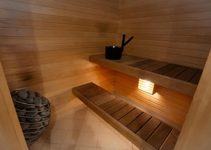 Apartment Spacious 2br In Yacht Club Sauna&great Views *