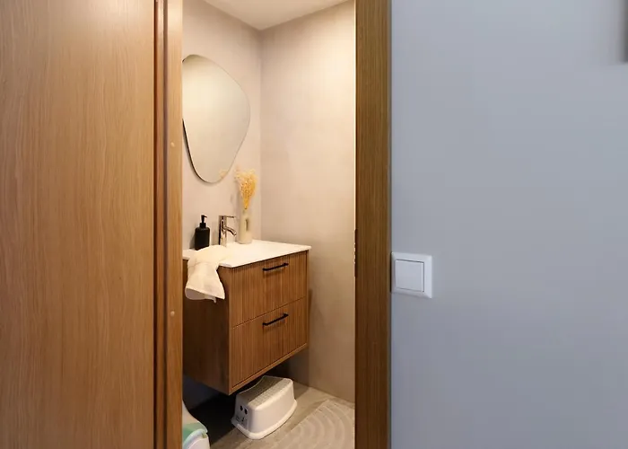 Apartment Spacious 2br In Yacht Club Sauna&great Views *